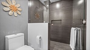 Shower, hair dryer, towels - Oceanview 105 Tramonti Ground Floor (B.C.S.)