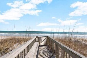 Beach - Amazing Views, Hot Tub, Elevator, Steps to Beach (North Topsail Beach)