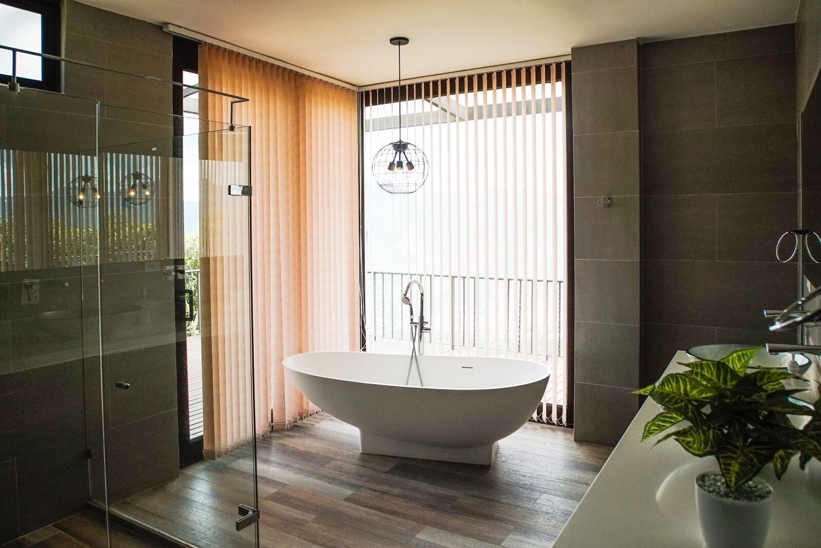 Douche, serviettes fournies