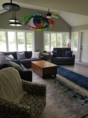 TV connectée, cheminée