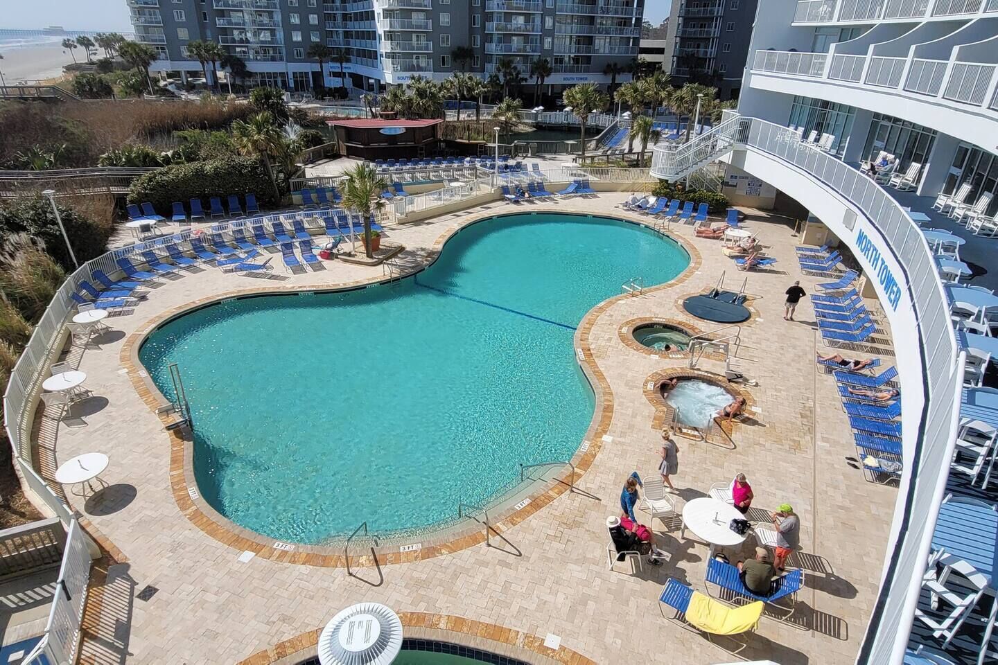 屋内プール、温水プール