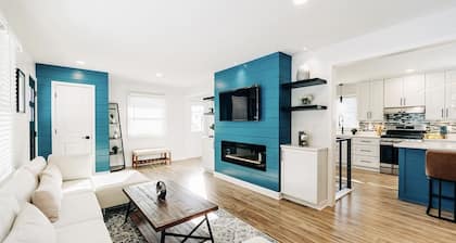 Beautiful luxury 4BR/2BA recently renovated with open concept