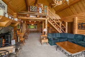 TV, fireplace, DVD player