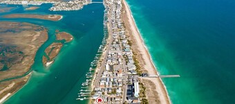 Wright Street at Wrightsville Beach, great views, walk to beach