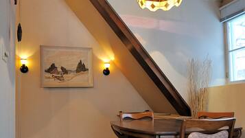 Apartamento básico, baño privado (Jacques Cartier) | Restauración