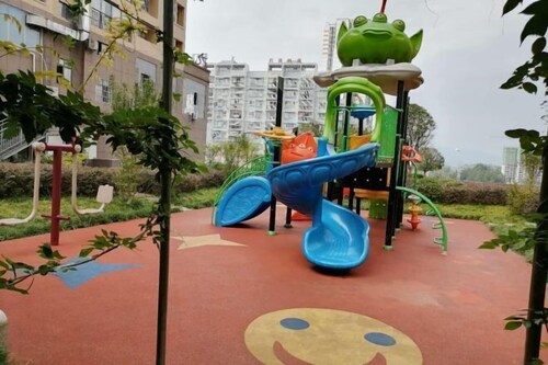 Fuchuan Xingrong Theme Apartment