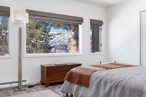 2 عدّة غرف نوم ومكتب ومكواة/لوح كي وواي فاي