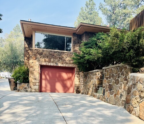 The Rock House is a cozy and luxurious getaway