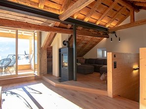 Télévision, cheminée