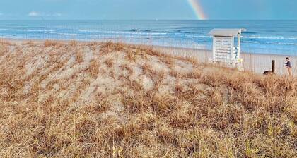 30 Steps to the Atlantic Ocean, Sunrises, Deck, Family Area for BBQ's & Fun