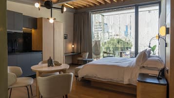 Luxury Studio | Egyptian cotton sheets, premium bedding, down duvets