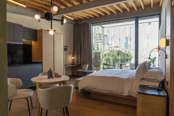 Luxury Studio