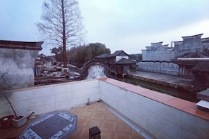 Room - Wuzhen Jinshui Minju (Tongxiang)