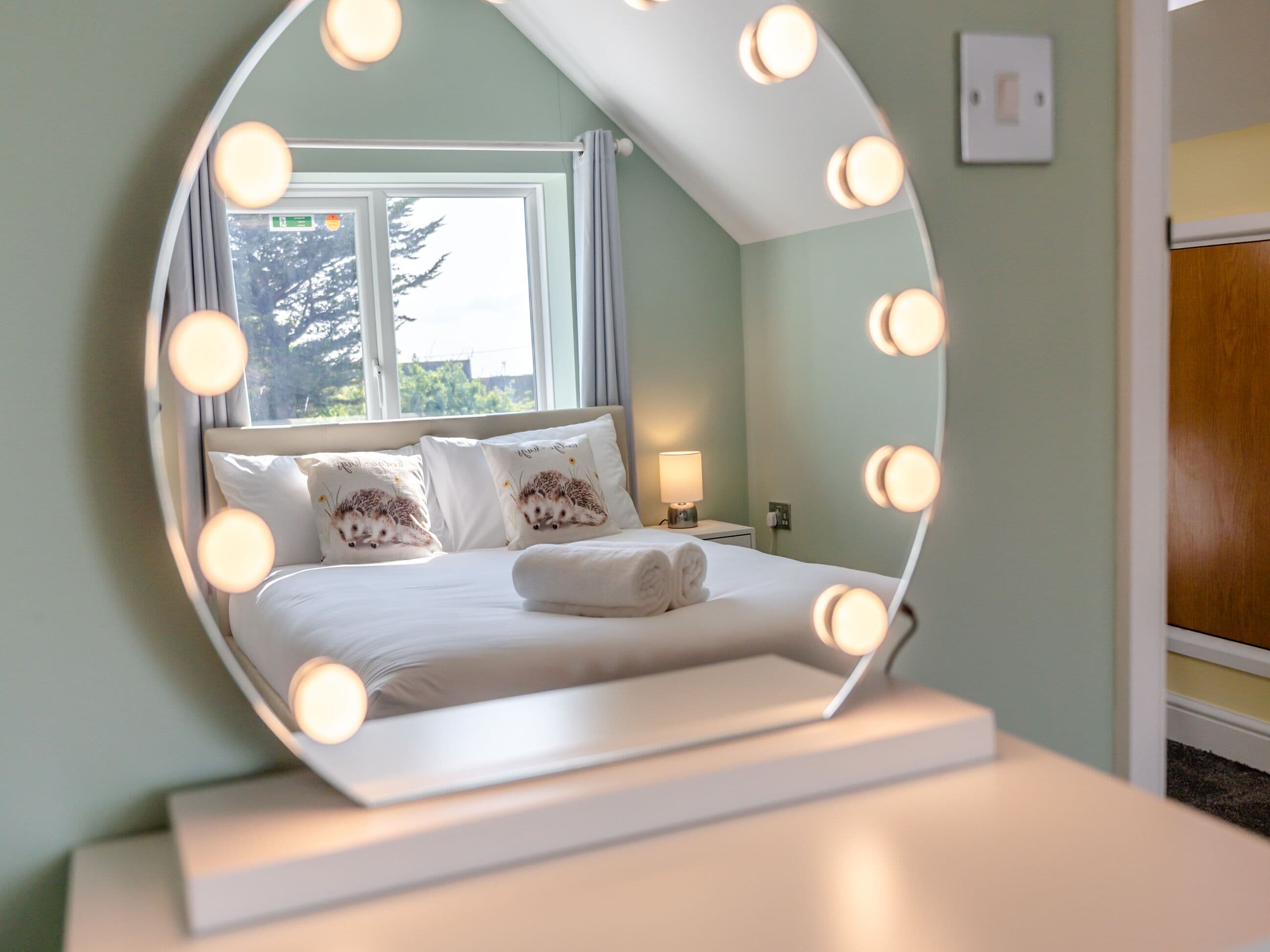 5 bedrooms, free WiFi, bed sheets