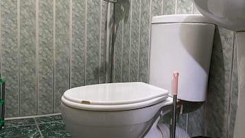 Family Apartment | Bathroom