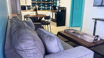 Premier Suite, 1 Bedroom | Wi-fi percuma, cadar katil