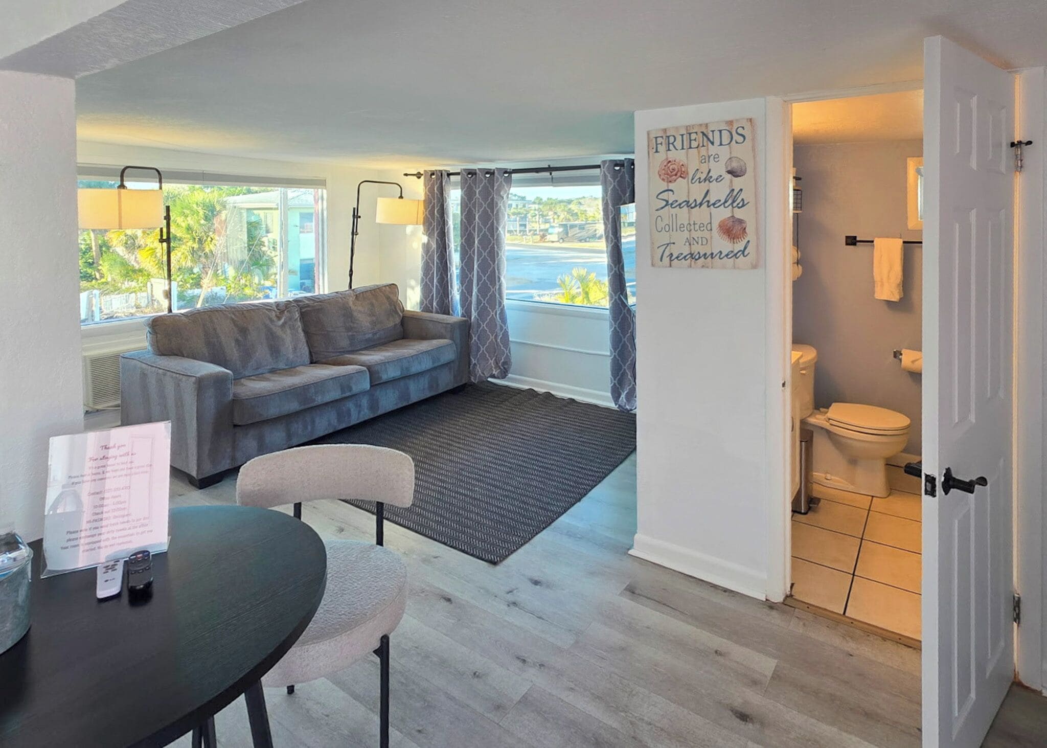 Standard Studio Suite, 1 Katil Raja (King) dengan Katil Sofa | Wi-fi percuma, cadar katil 