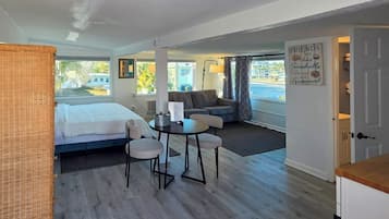 Suite Studio Standard, 1 très grand lit et 1 canapé-lit | Wi-Fi gratuit, draps fournis
