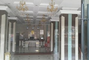 Unclassified image, 4 of 39, button - Taohuanyuan Hotel (Zongyang)