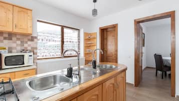 Comfort Room | Private kitchen | Electric kettle