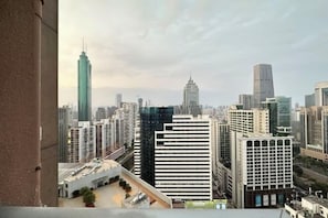 미분류 이미지, 4/69장, 버튼