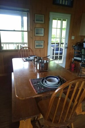 Dining - 5400 feet in the smokies VERY remote (Sylva)