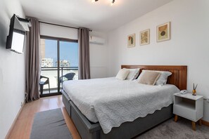 Estúdio | 1 quarto, cofres nos quartos, cortinas blackout