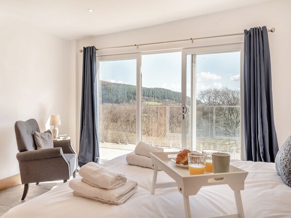 3 habitaciones, wifi gratis y ropa de cama 