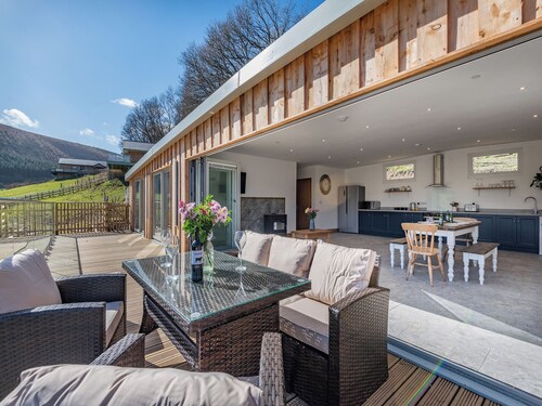 3 bedroom accommodation in Stanner, near Kington
