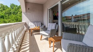 Unclassified image, 5 of 23, button - 2 bedroom stunning apartment in Pobri (Pobri)