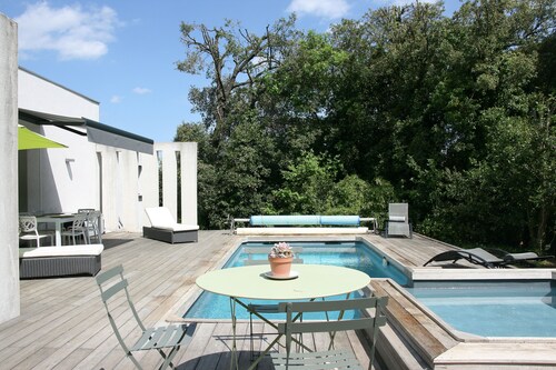 Architect-designed villa nestled in a natural setting