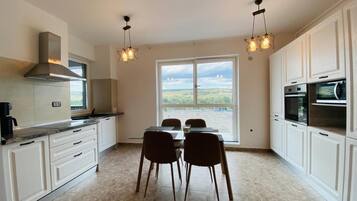 Apartemen Eksekutif | Makan di kamar