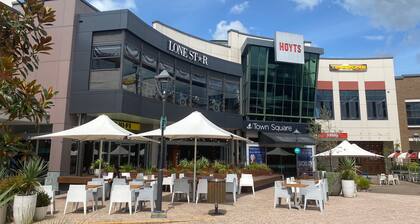 Relaxed Stay with Country Views