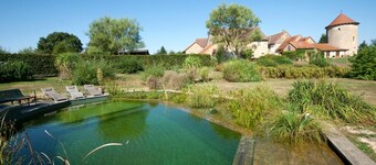 La Tour - SAINT AUBIN EN CHAROLLAIS