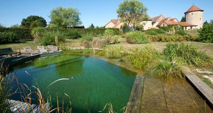 La Tour - SAINT AUBIN EN CHAROLLAIS