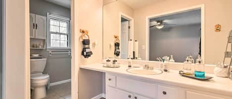 Hair dryer, towels