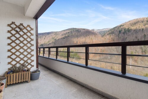 One Bedroom with Mountain View