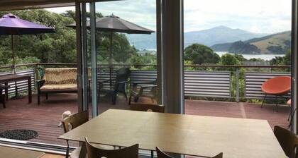 Akaroa Sunshine Views and Spa Pool !!