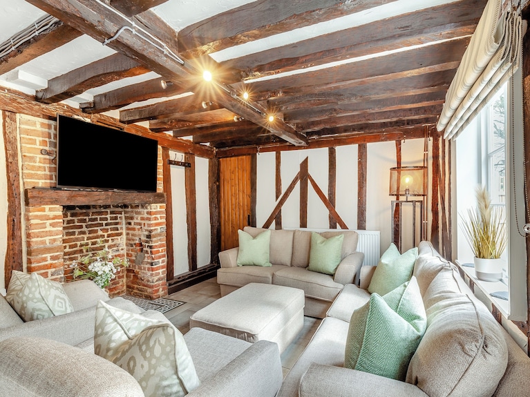 3 Bedroom Accommodation In Chelmsford - 에식스