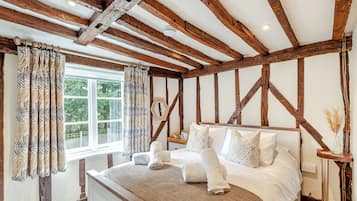 3 habitaciones, wifi gratis y ropa de cama