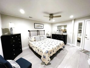 1 camera, ferro/asse da stiro, Wi-Fi gratuito, lenzuola