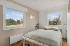 3 bedrooms, iron/ironing board, travel cot, free WiFi - 3 bedroom awesome home in Kalundborg (Kalundborg)