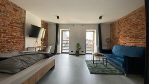 1 habitación, escritorio, tabla de planchar con plancha y wifi gratis 