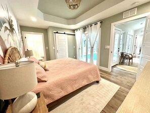 7 bedrooms, desk, iron/ironing board, free WiFi