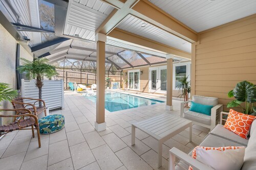 7BD/5BA, Heated Pool @ the Beach! Game Garage, Mini Golf, & More! 10min to DT