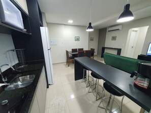 Mini fridge - Novo Central 2 Quartos Wifi Garagem (Foz do Iguaçu)