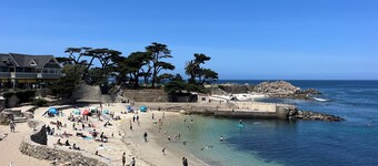 Romantic Carmel Cottage: Ocean & Country Views