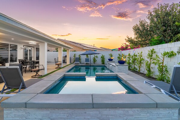 Outdoor pool, a heated pool