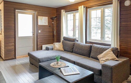 Nice home in Offersøy with sauna