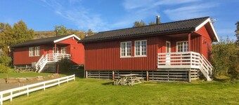 Nice home in Offersøy with sauna